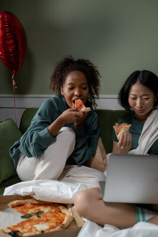 Tips for Hosting a Cozy Movie Night at Home